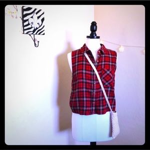 🦩CLEARANCE! Forever 21 Sleeveless Plaid Top